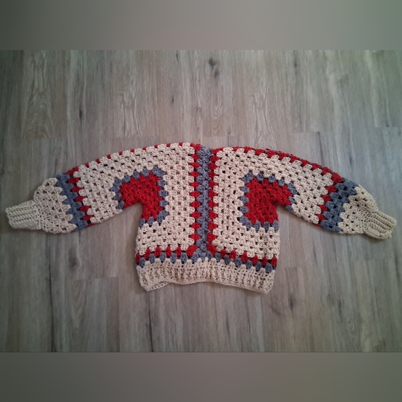 Handmade Crochet Woman's Cartigan. - Picture 2 of 2